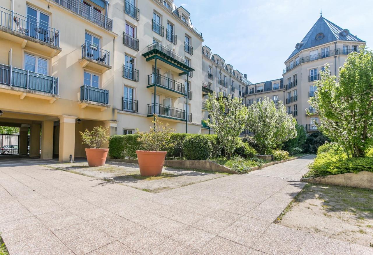 Nice Apartment Garden - 5 min DISNEYLAND Paris - Val d'Europe Center Chessy  Extérieur photo